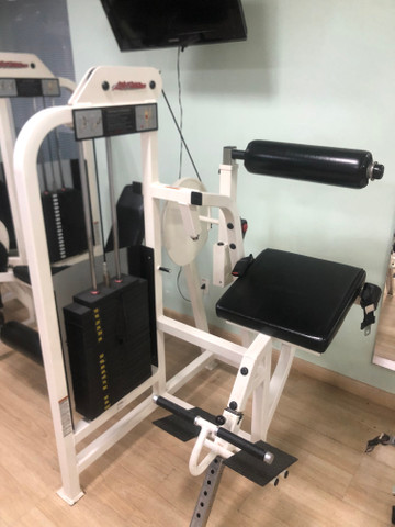 Academia Musculação Life Fitness em ótimo estado - Foto 4
