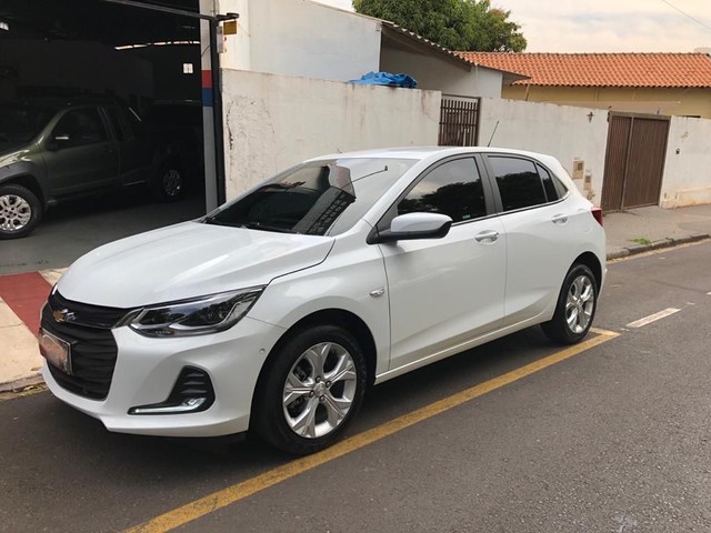 ONIX 1.0 TURBO PREMIER II 2021