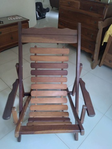 Cadeira Espreguiçadeira Em Madeira Maciça De Lei. - Foto 3