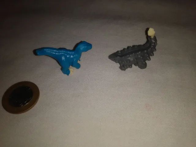 Coleção completa Dinossauros Jurassic World Kinder Ovo