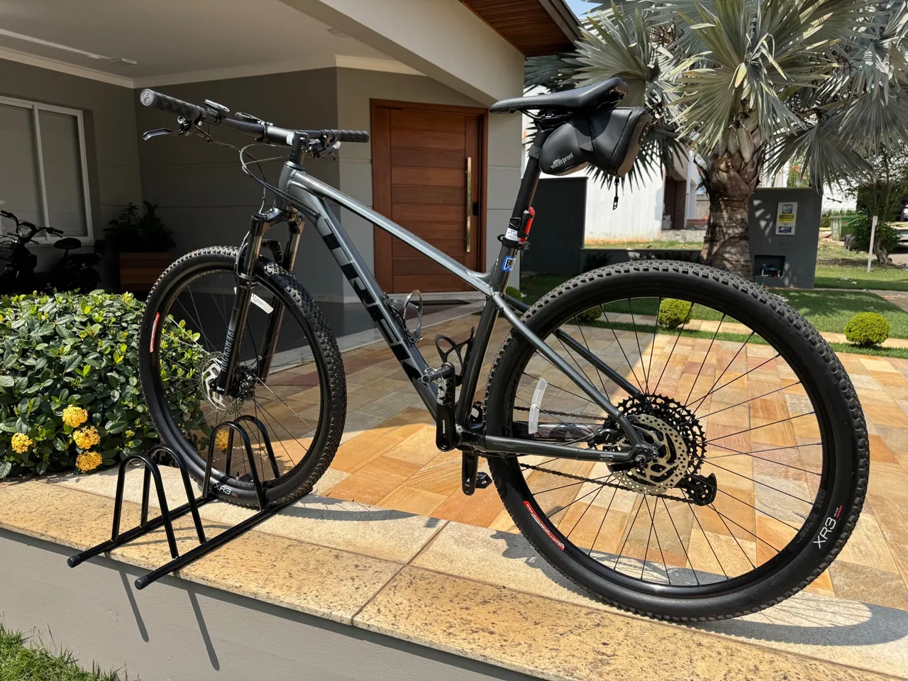 Bicicleta TREK X-CALIBER 8 Cor Cinza/Preta