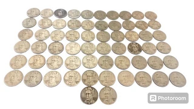 Lote 56 moedas de 400,300 e 200 réis datas 1938,1940 e 1942 de níquel Jetulio Vargas - Foto 4