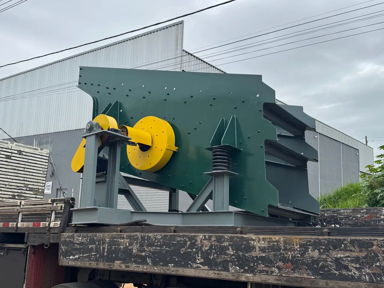 Peneira vibratória 3,00x1,20 / 3 decks ( NOVA COM GARANTIA )