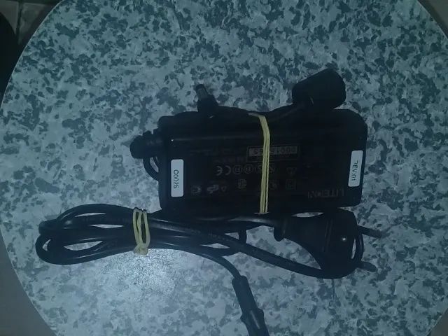 Fonte liteon para note book dell tomada 2 pinos usado  - Foto 2