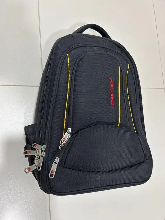 Mochila com rodinhas Preta de Alta Qualidade - Foto 6