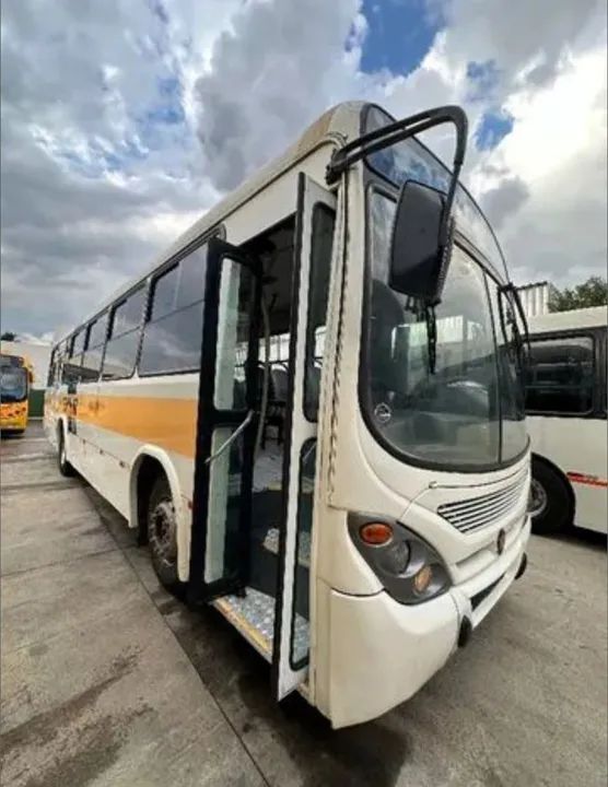 Marcopolo torino 2007, 1418 44 lugares - Foto 2