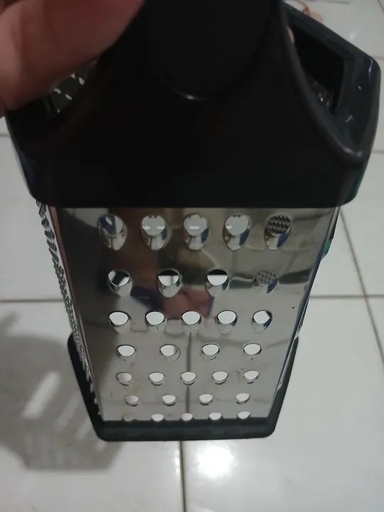 Ralador de Legumes e Queijos 4 em 1 - Foto 2