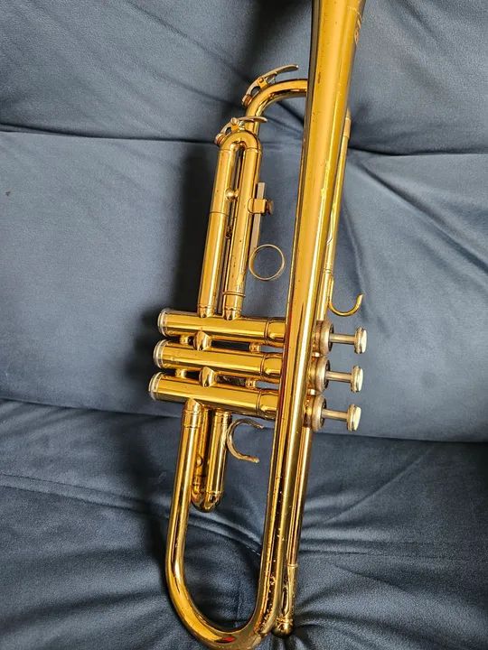Trompete Yamaha YTR2330 - Foto 4