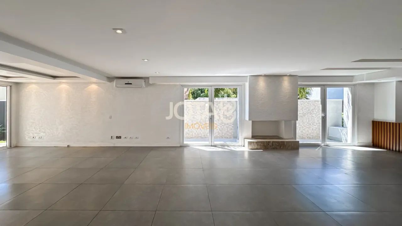 CASA EM CONDOMÍNIO, 3 SUÍTES E COM PISCINA EM SANTA FELICIDADE! Casa em condomínio, 3 suít - Foto 2