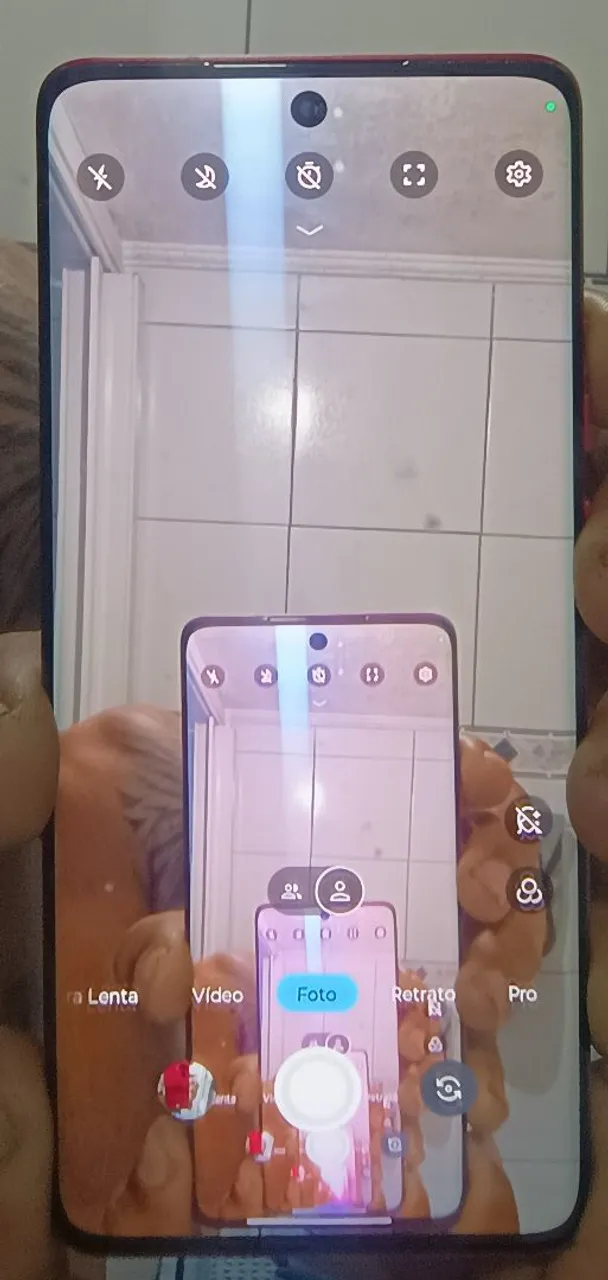 Vendo edge 40 a prova d'água, excelente celular