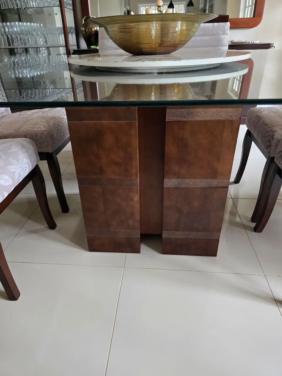 Mesa de Jantar Quadrada com Tampo de Vidro  - Foto 3