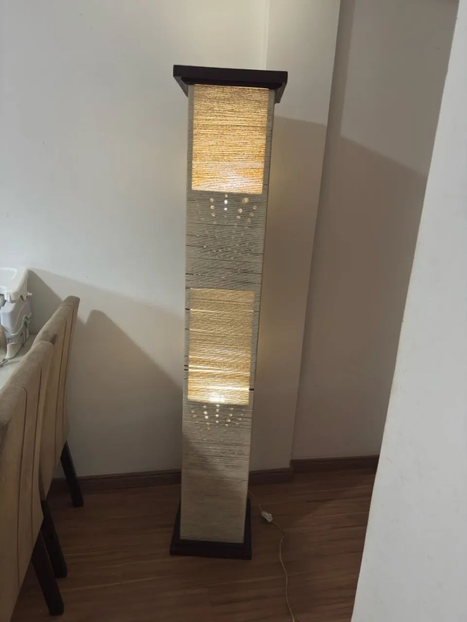Luminária de chão decorativa
