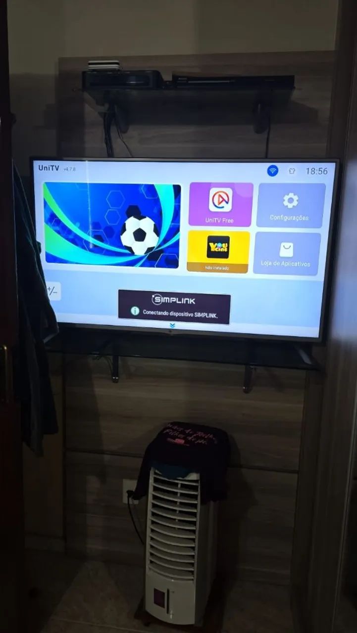 TV.  LG . 43"