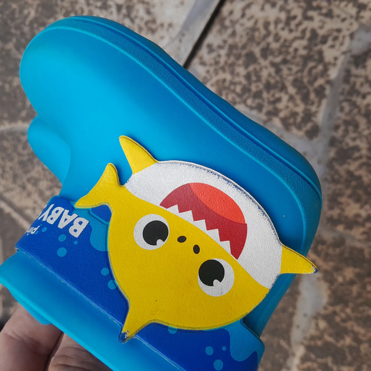 Chinelos Baby Shark - Tamanho 17/18
