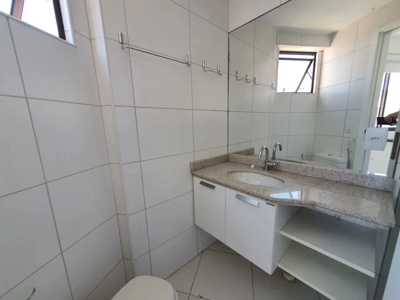ALUGUEL  4 QUARTOS (2 SUITES) COM ARMÁRIOS  MOURA DUBEUX  BOA VIAGEM - Foto 5