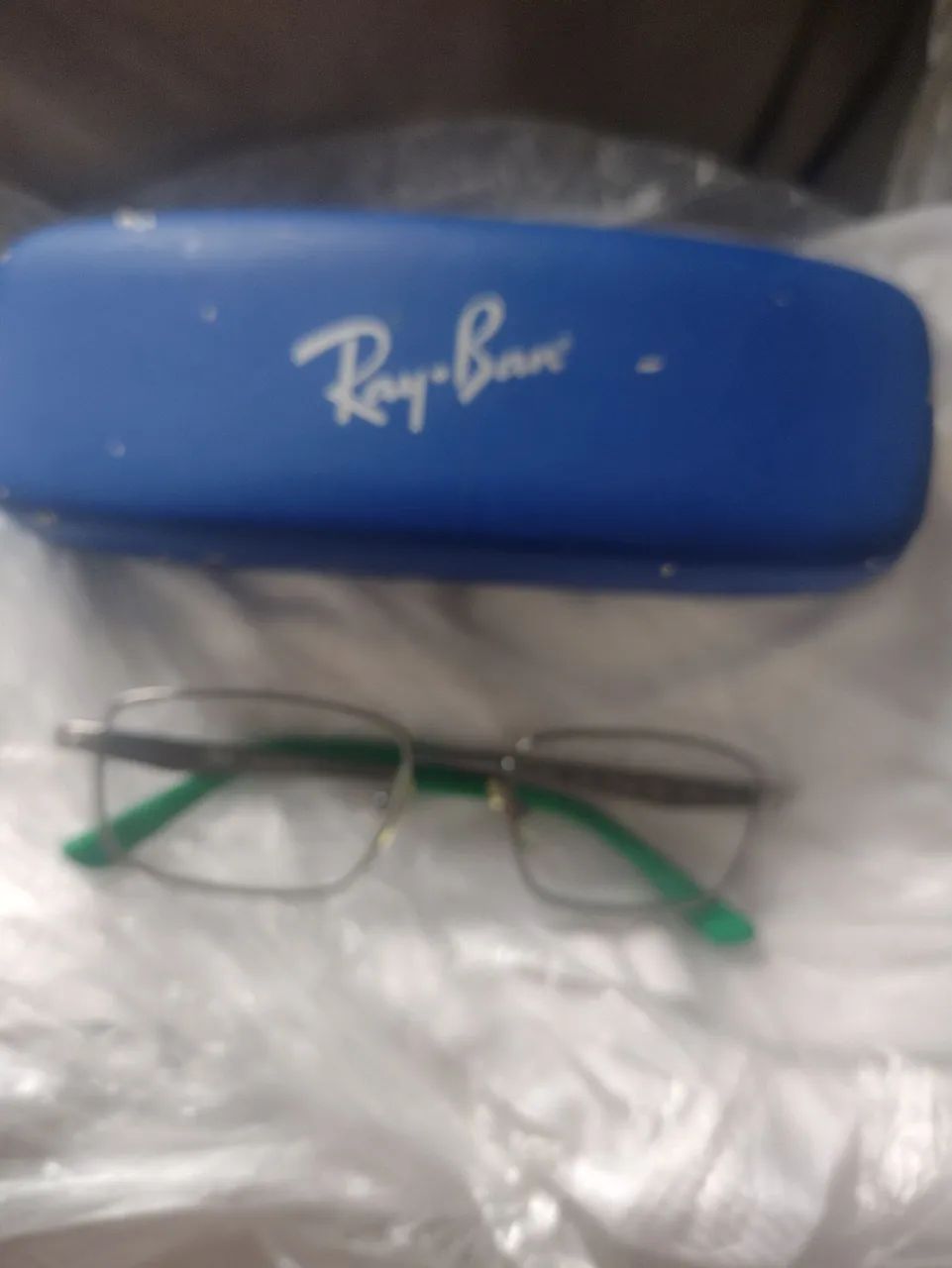 Armação e caixa de óculos Ray Ban 