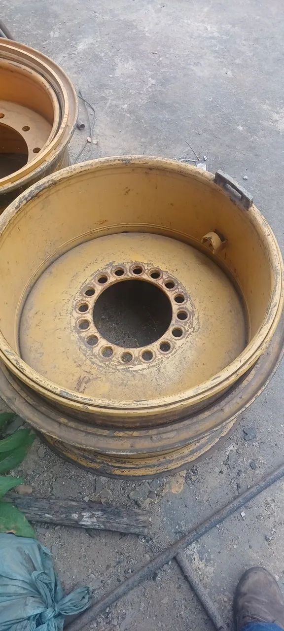 Promoção de rodas carregadeira caterpillar 938/924 - Foto 3