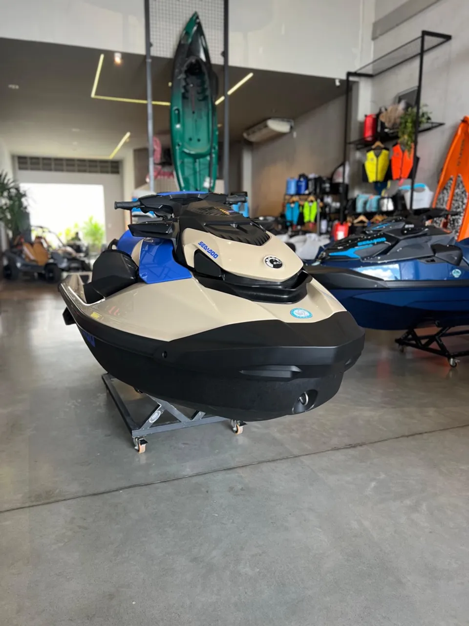 JET SKI SEA DOO WAKE 170 - 2025