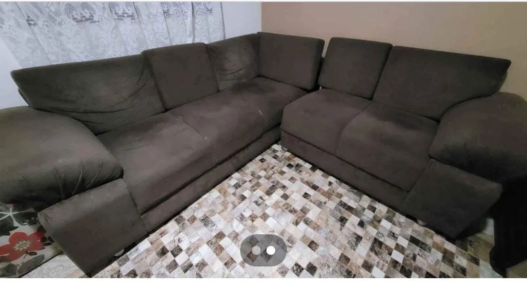Sofá de Canto em Suede Marrom