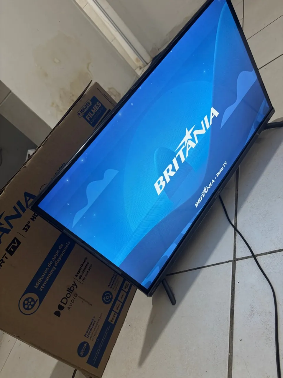 Smart TV 32" HD Britânia Roku TV