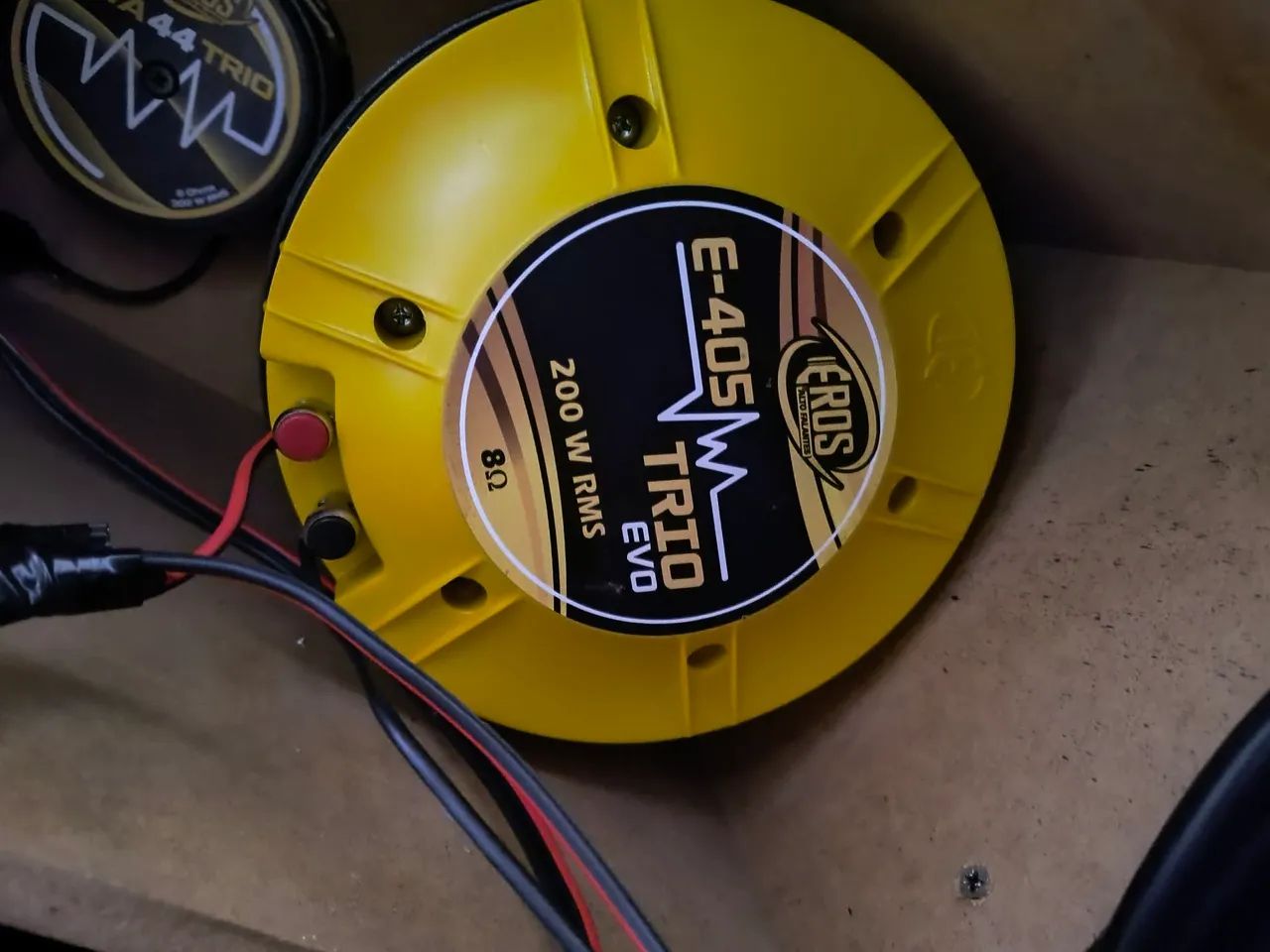 Caixa de Som Automotiva 4K - Foto 3