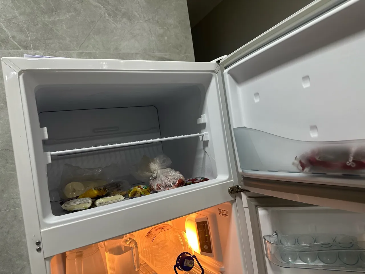 Geladeira usada em bom estado