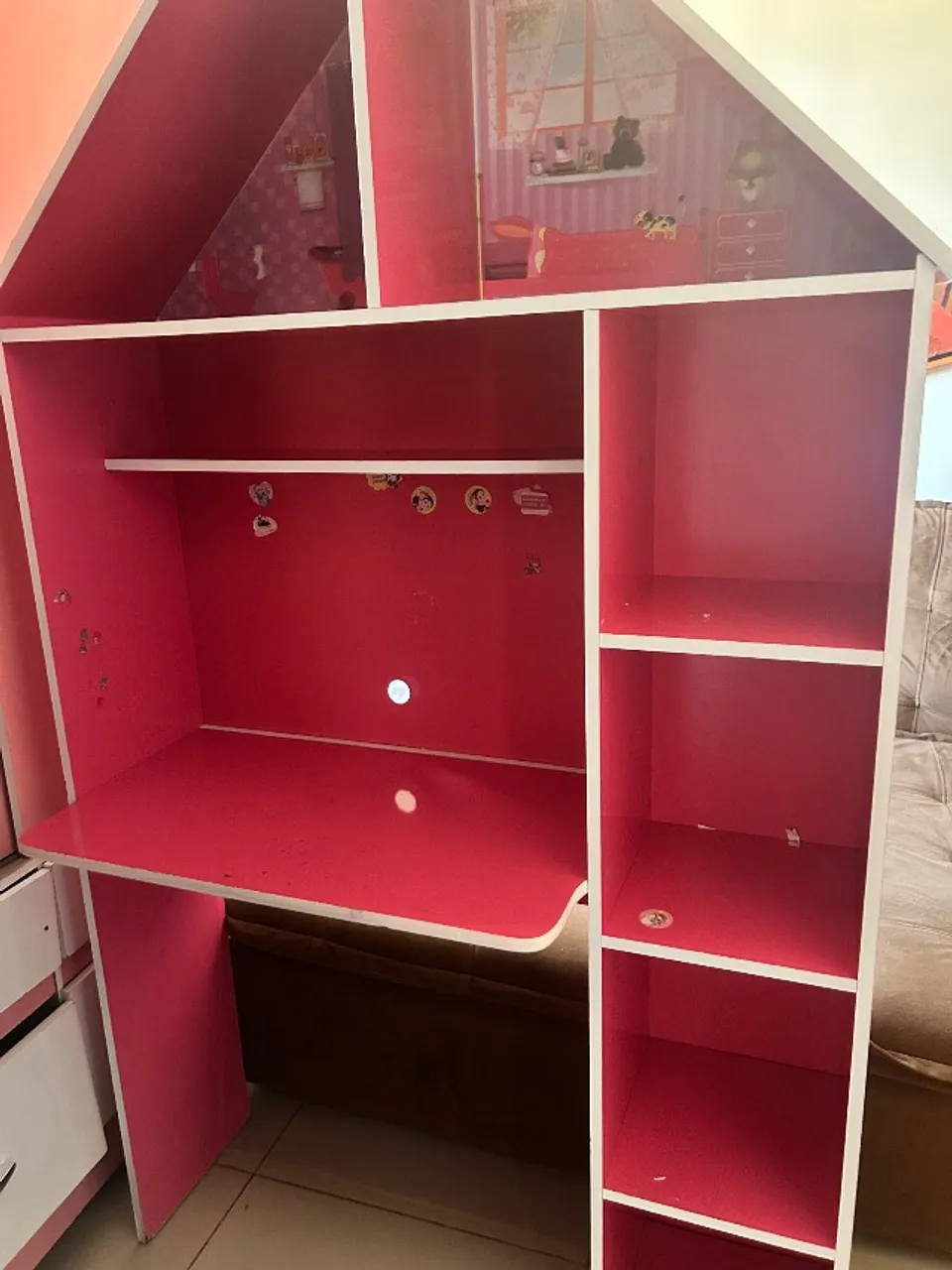 Escrivaninha infantil