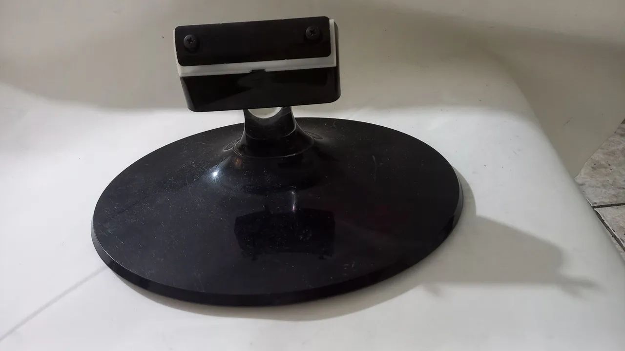 Base da tv samsung LT24B350-LB - Foto 2