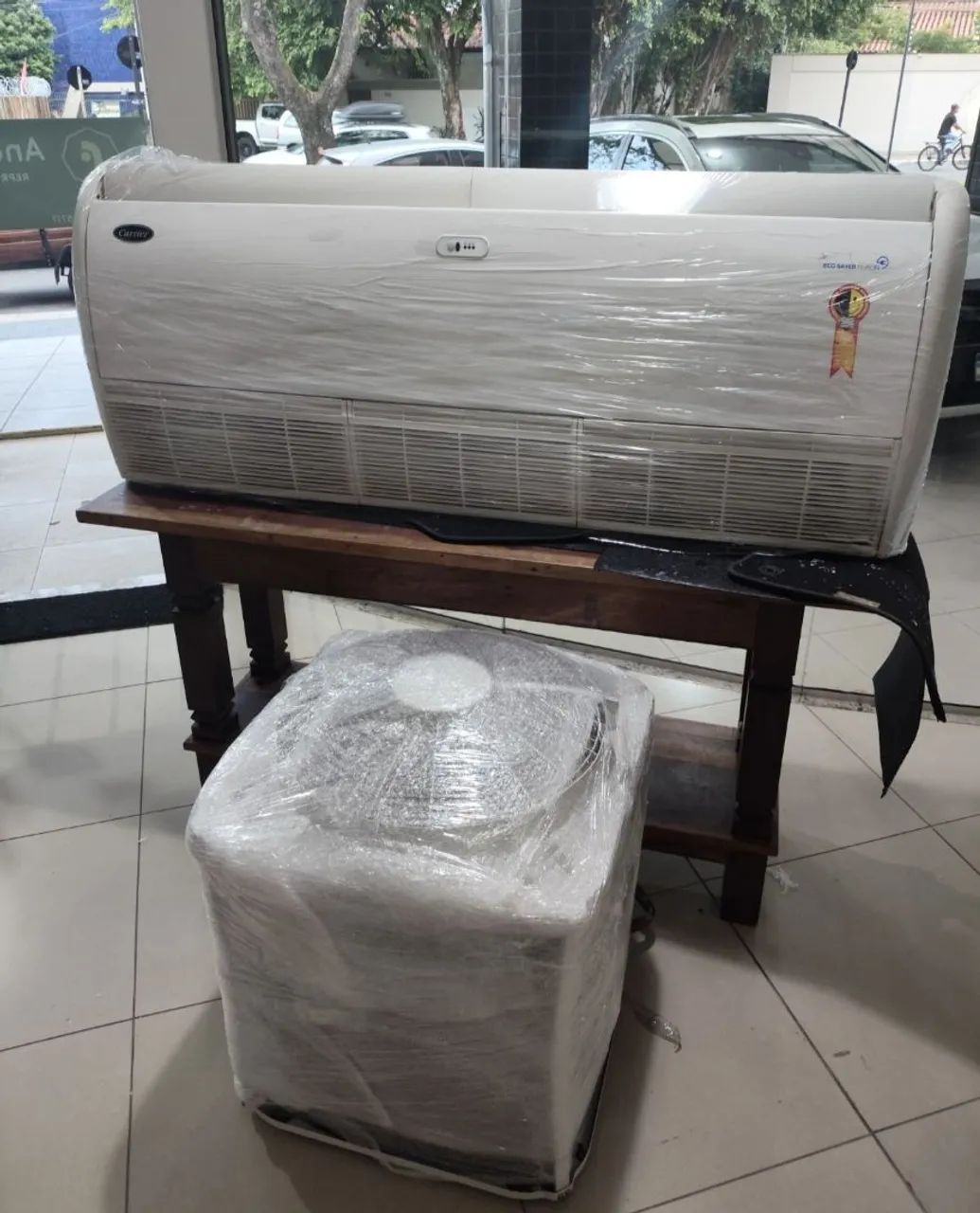 Ar Split Piso Teto Carrier 60000 BTUs + Novo + Nota + Garantia+ Cartão 12x!! - Foto 2