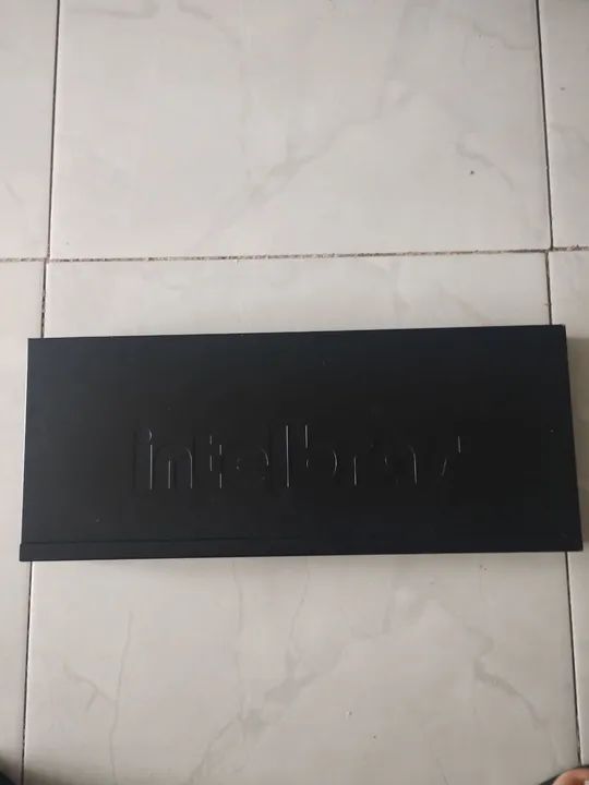 Switch Intelbras 24 portas Fast Ethernet +2 portas Gigabit  - Foto 4