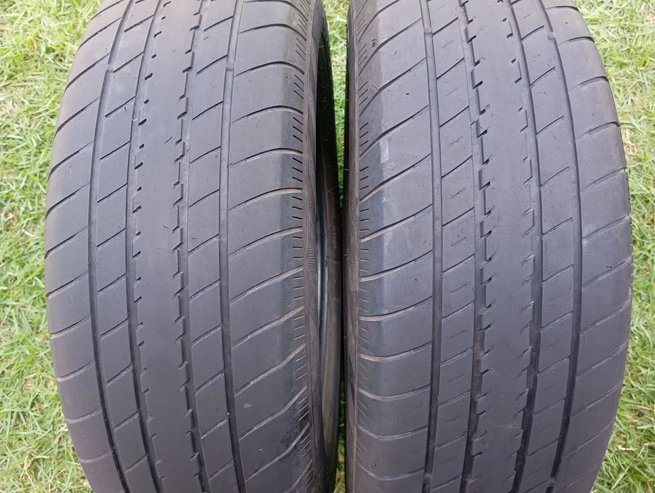 Par de pneus 185/70/14 JK VECTRA meia vida originais  - Foto 6