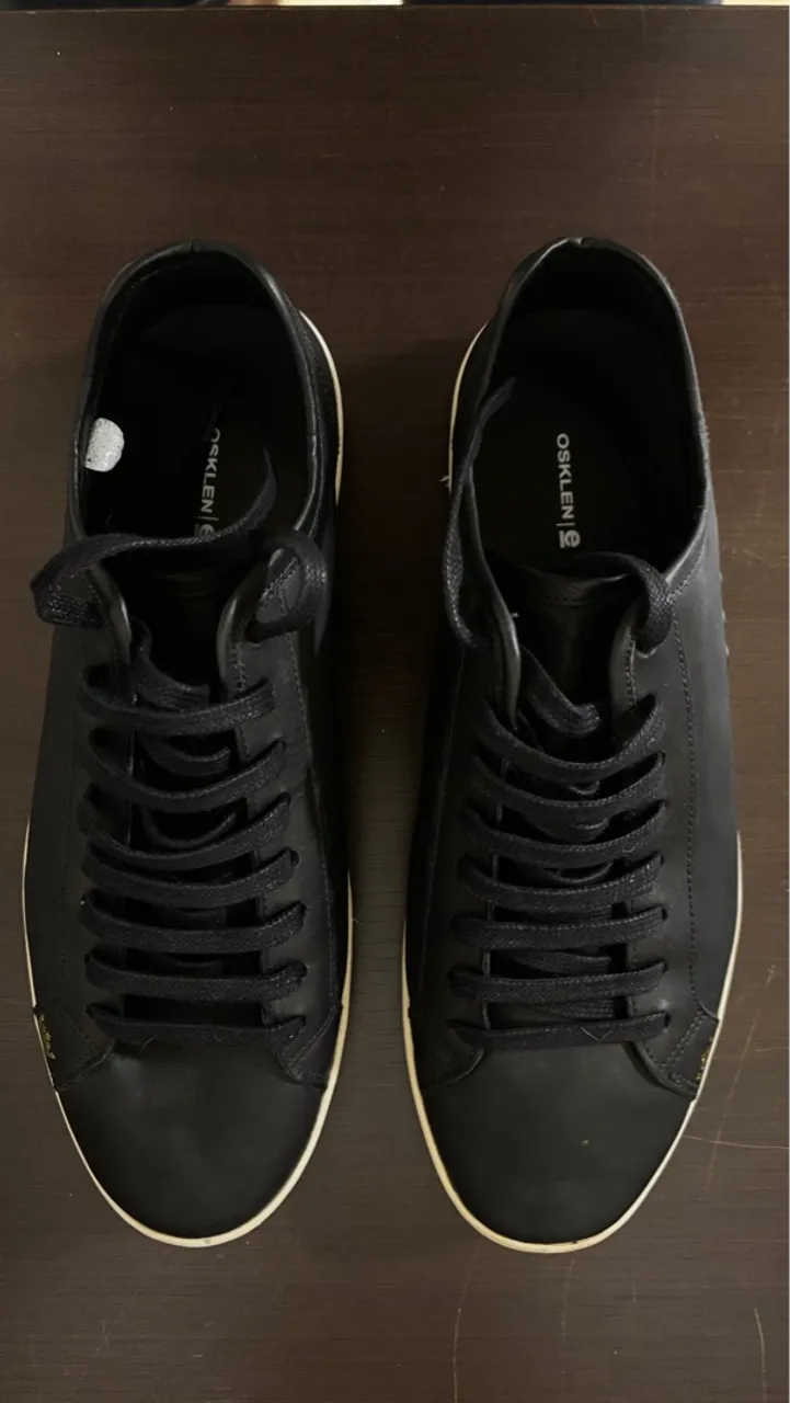 Osklen preto tamanho 40