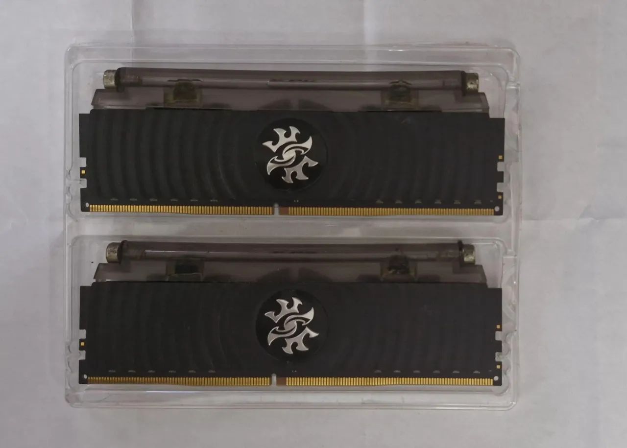 Kit 2x 8GB XPG SPECTRIX D80 DDR4 3000MHz RGB - (Samsung chip) - CL16  - Foto 5
