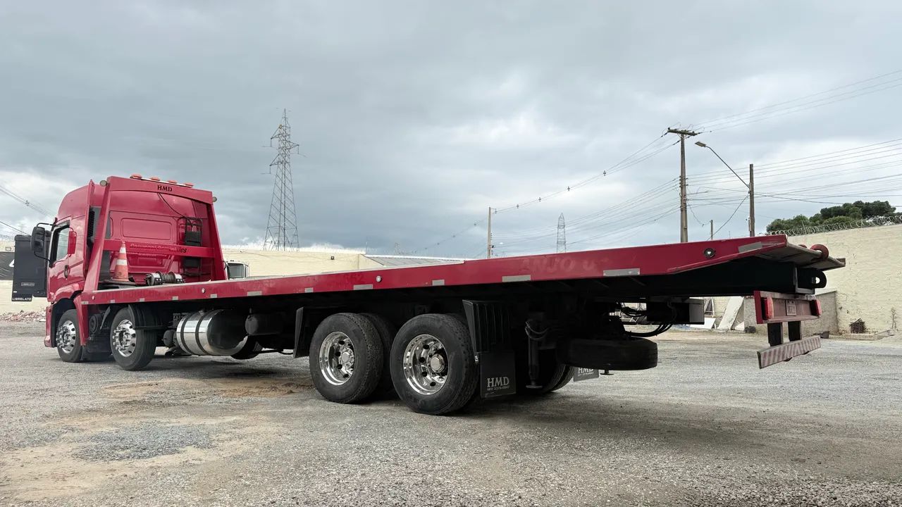 VW constellation 320 4 eixo com plataforma hidráulica nova  - Foto 6