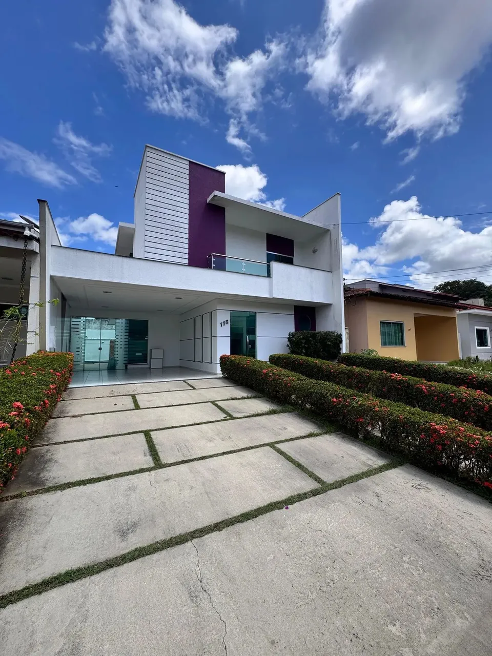 Residencial Tapajos | Com 3 Suítes| Piscina| Com modulados e Ares.