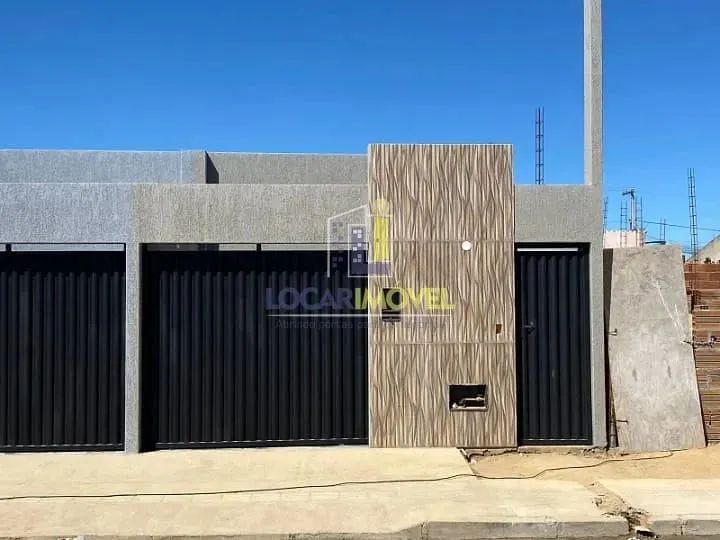 Casa à venda 3 quartos sendo 1 suíte, garagem espaçosa para 2 ou 3 carros, rua asfaltada,  - Foto 2
