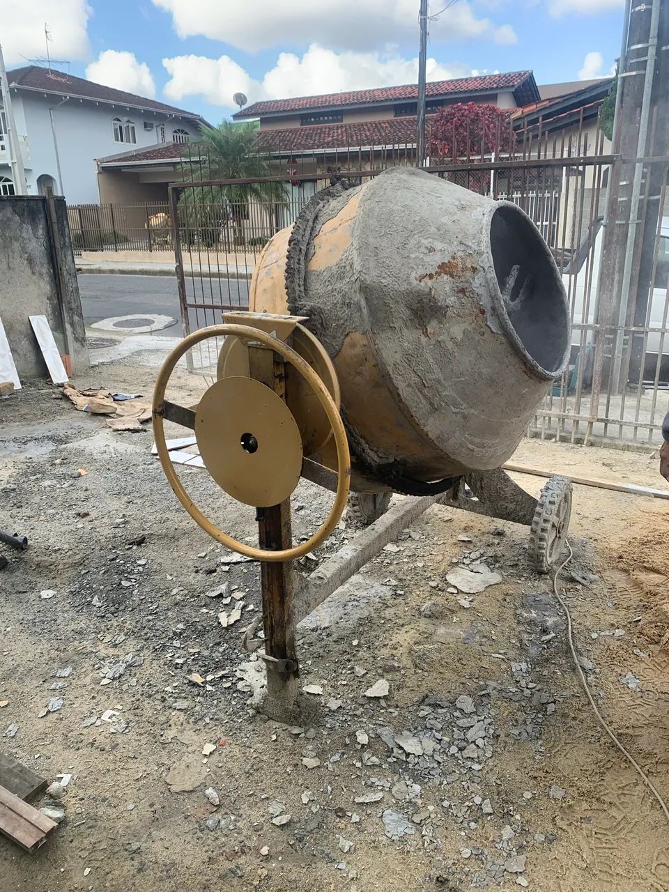 Vendo betoneira 400l  - Foto 2