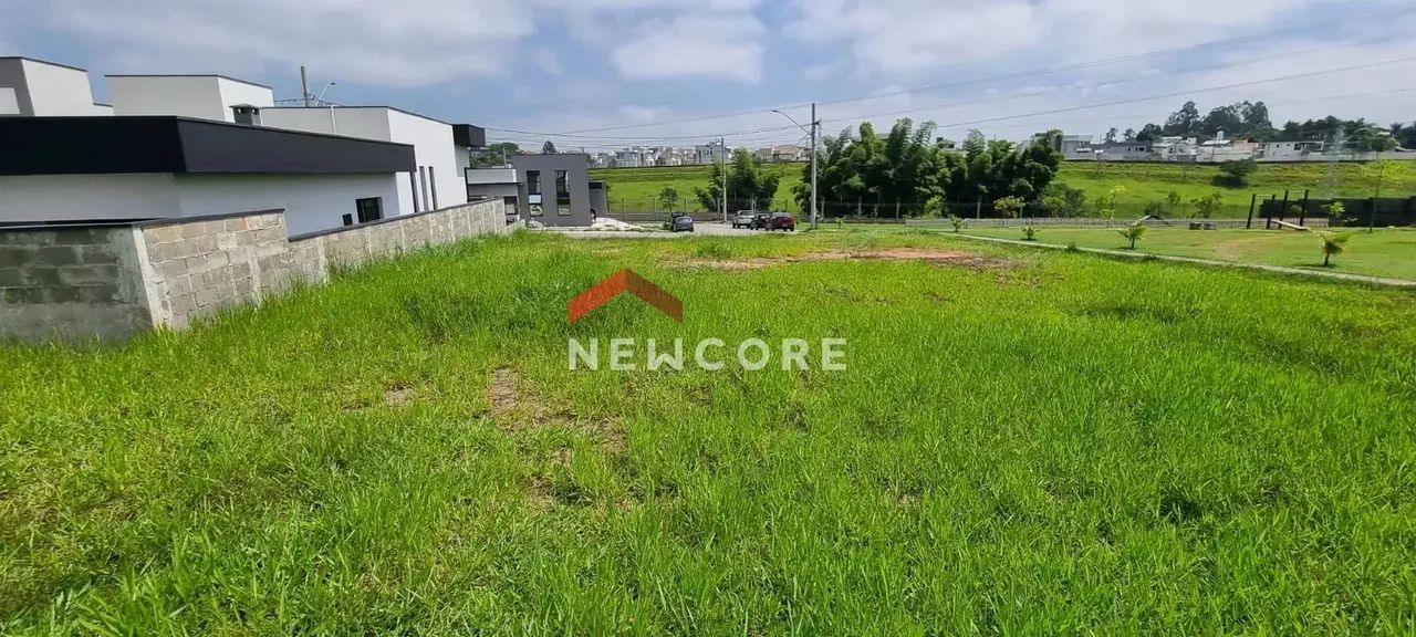 Lote em condomínio em Rua Alicante Henri Bouschet - Residencial Colinas - Caçapava/SP