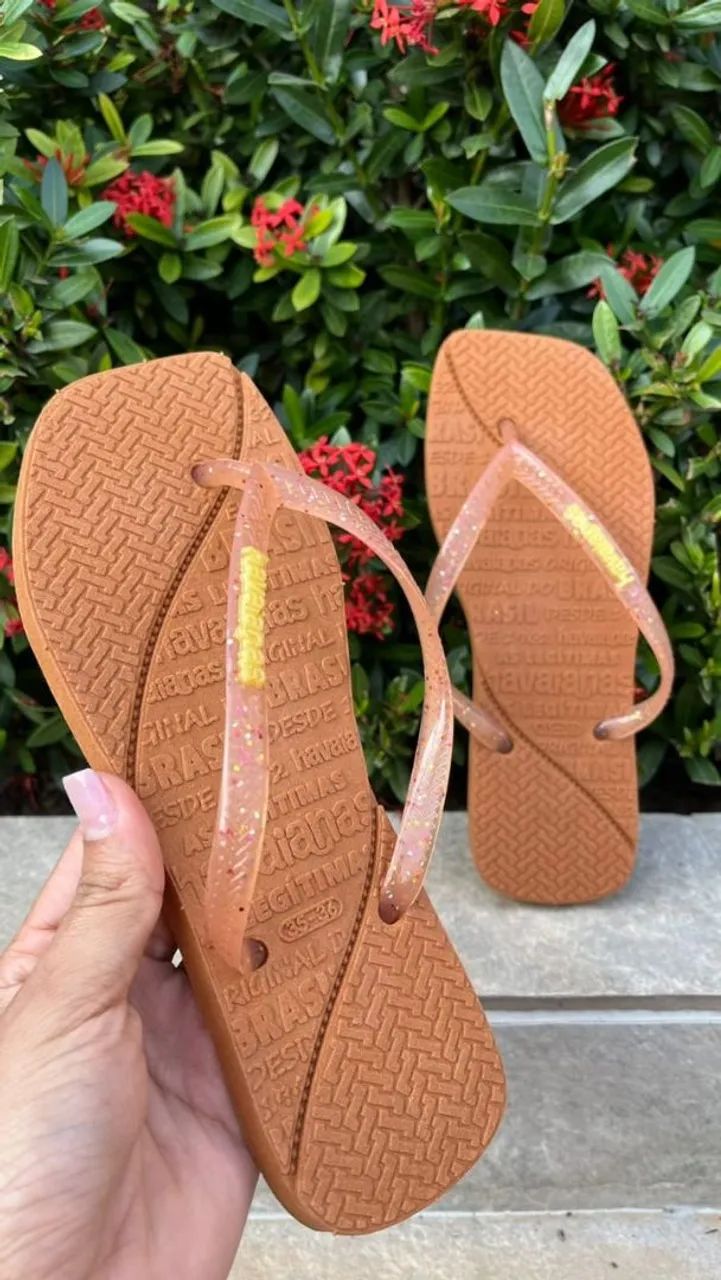 Sandália Havaianas Rosa com Detalhes Neon e Glitter - Foto 3