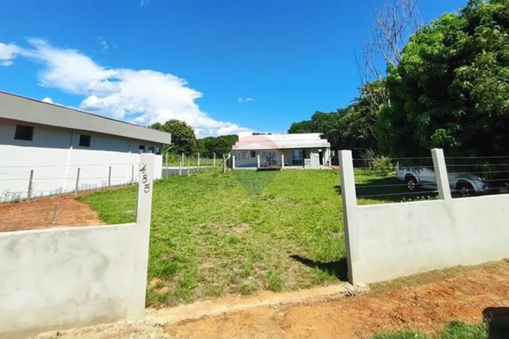 Incrível Rancho no condomínio Xangrilá em Sabino/SP por R$ 350.000,00