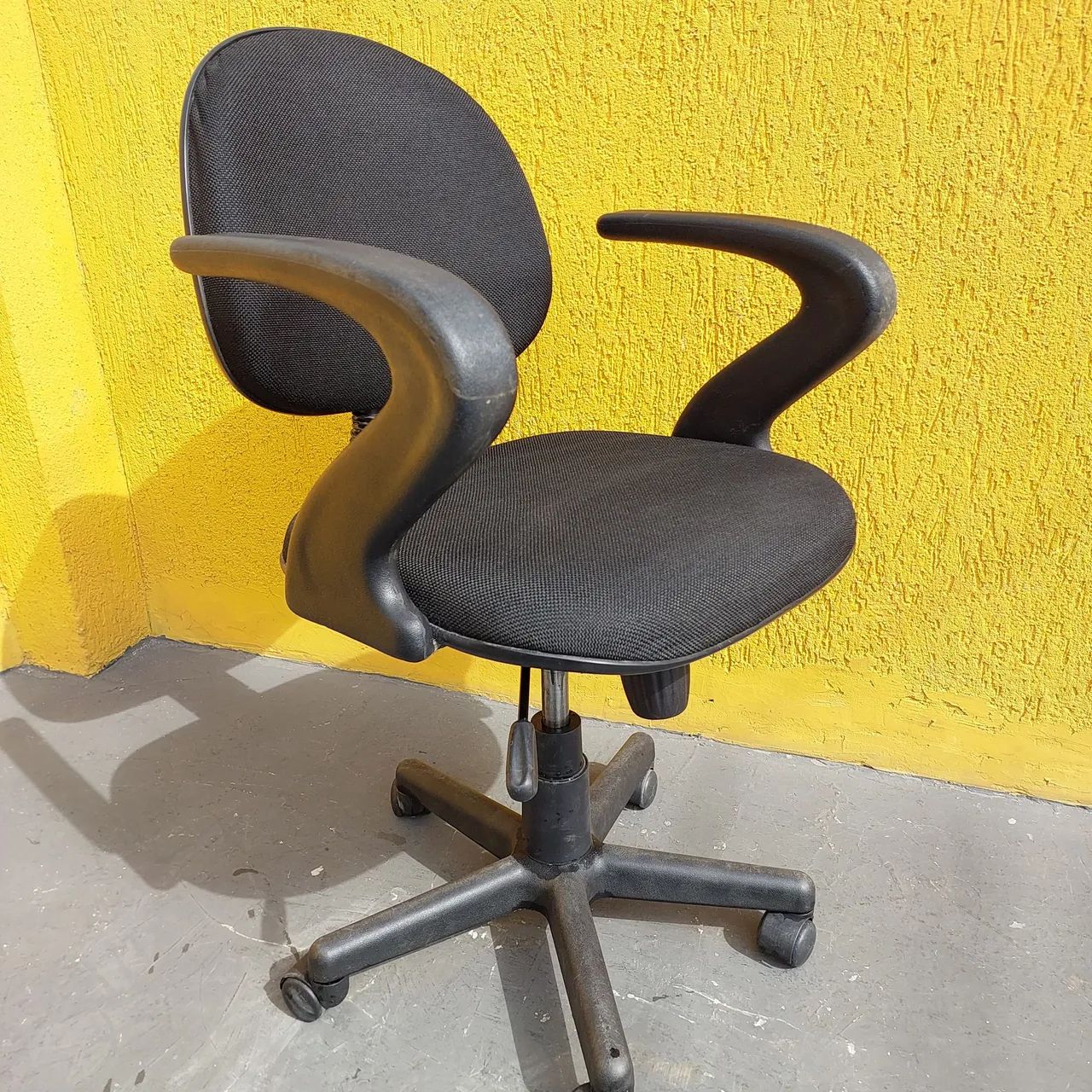 Cadeira de Escritório Giratória com Rodas - Foto 3