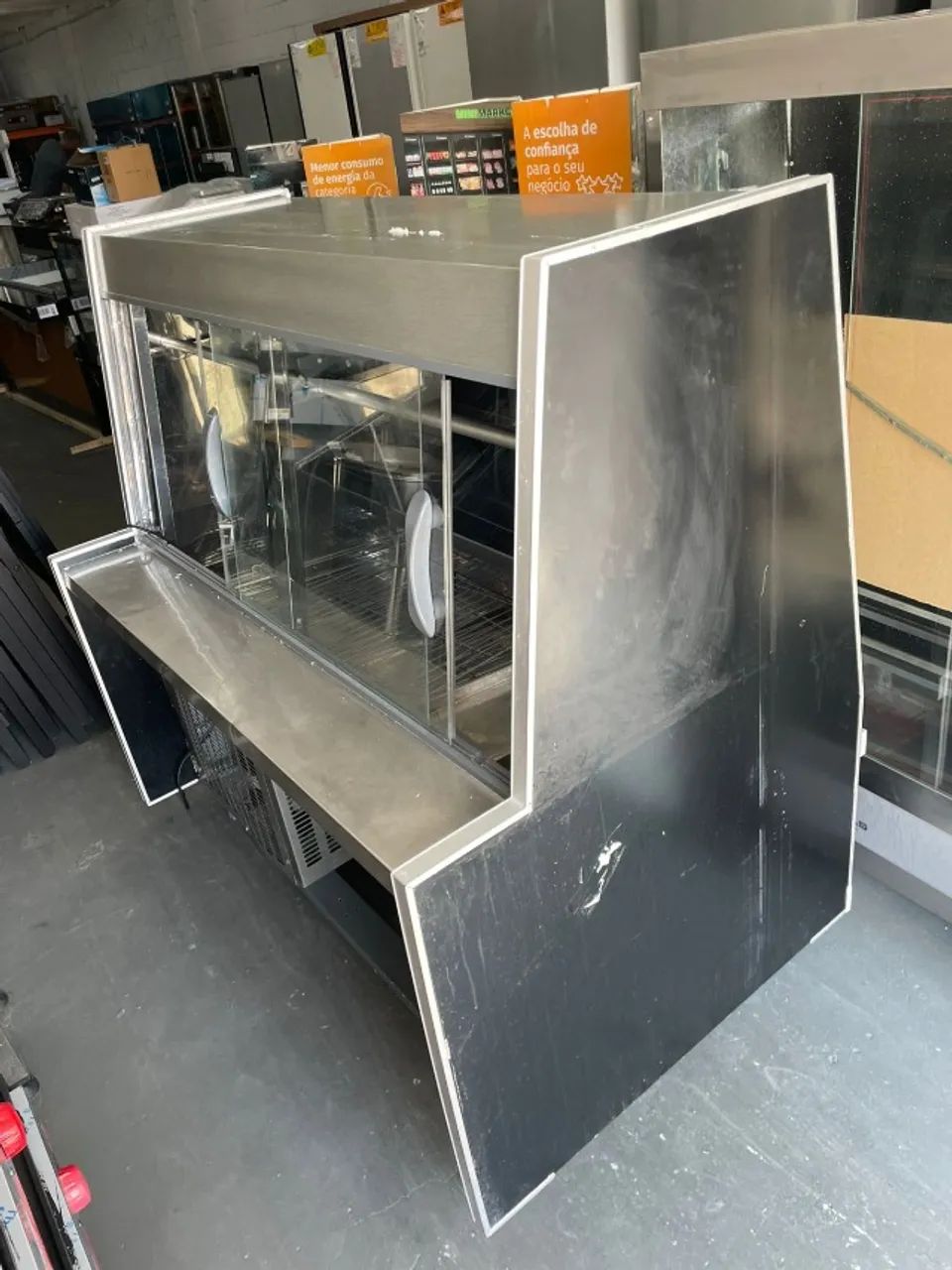 Balcão de açougue refrigerado 2m Gelopar semi novo (Ester) - Foto 2