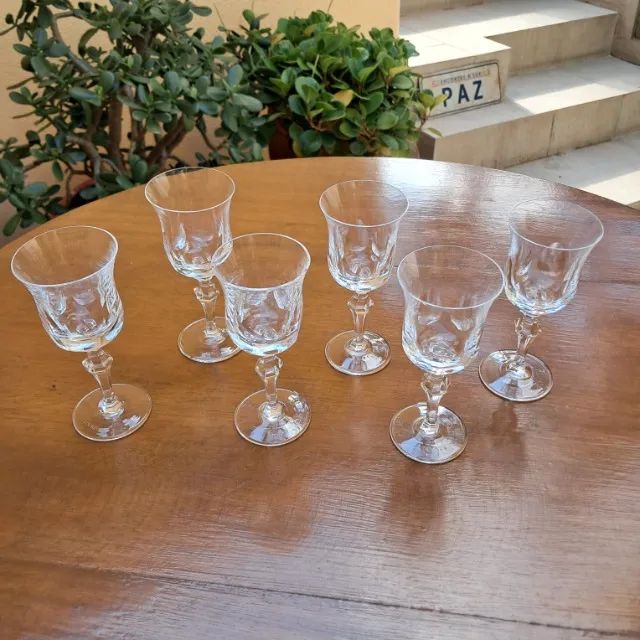 Taças de Licor / Aperitivo STRAUSS - Cristal Lapidado com Gravação na Base - Jogo com 6 Ta - Foto 2