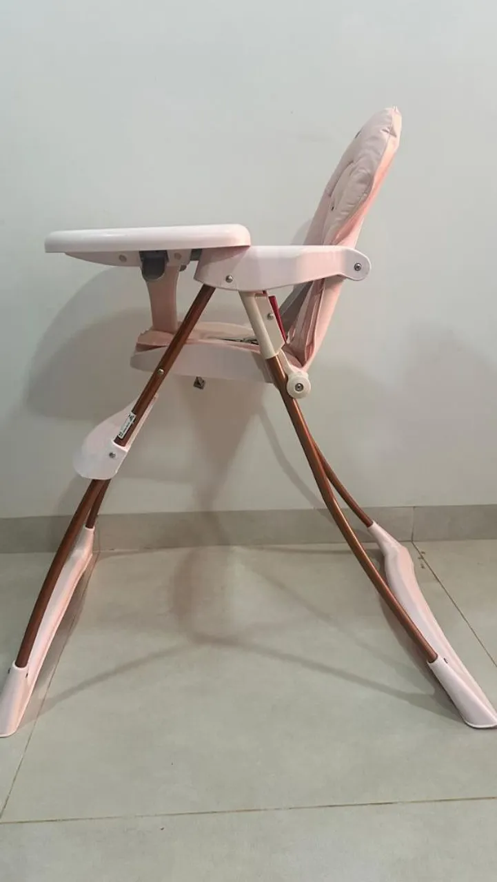 Cadeira de Refeição Infantil Rosa