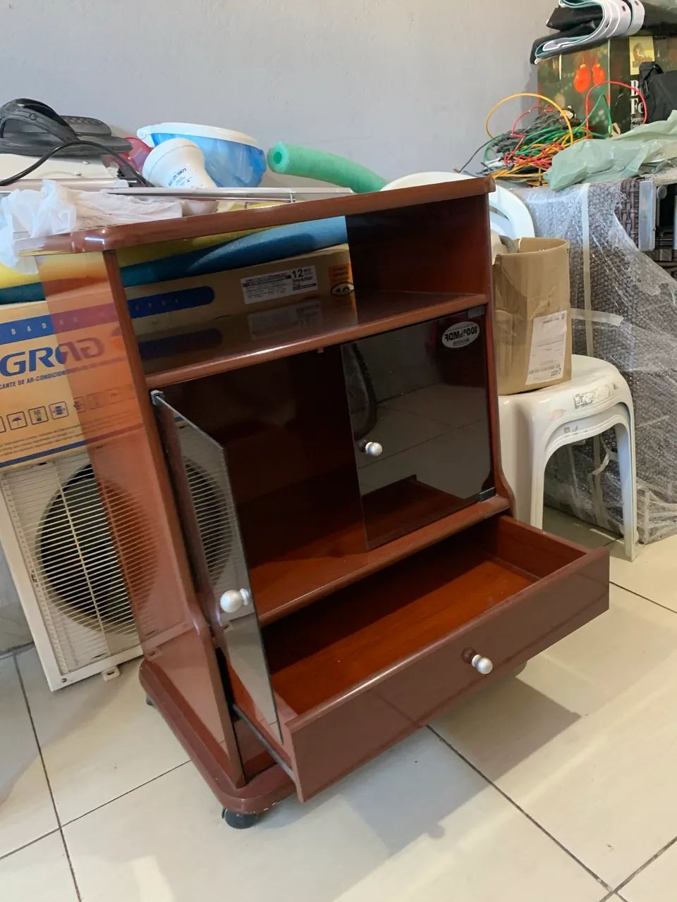 Móvel rack de televisão com rodinhas - Dalla Costa  - Foto 3
