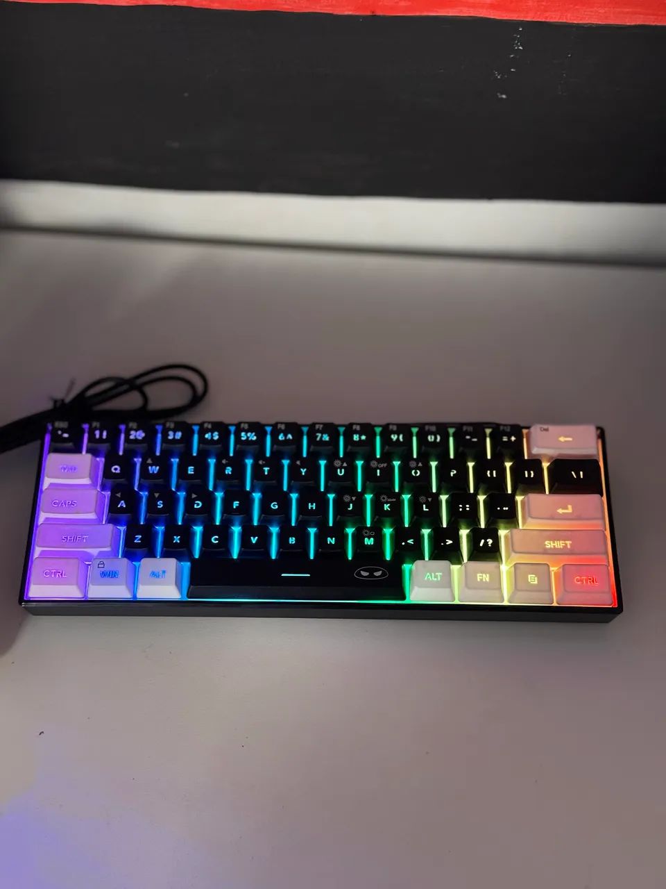 TECLADO RGB 60% - Foto 6