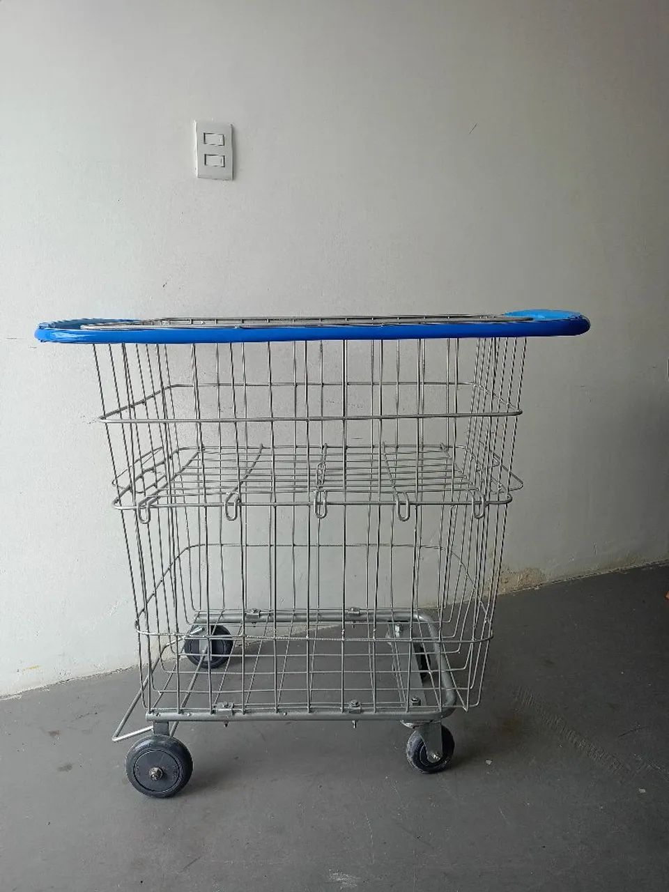 Carrinho de condomínio!