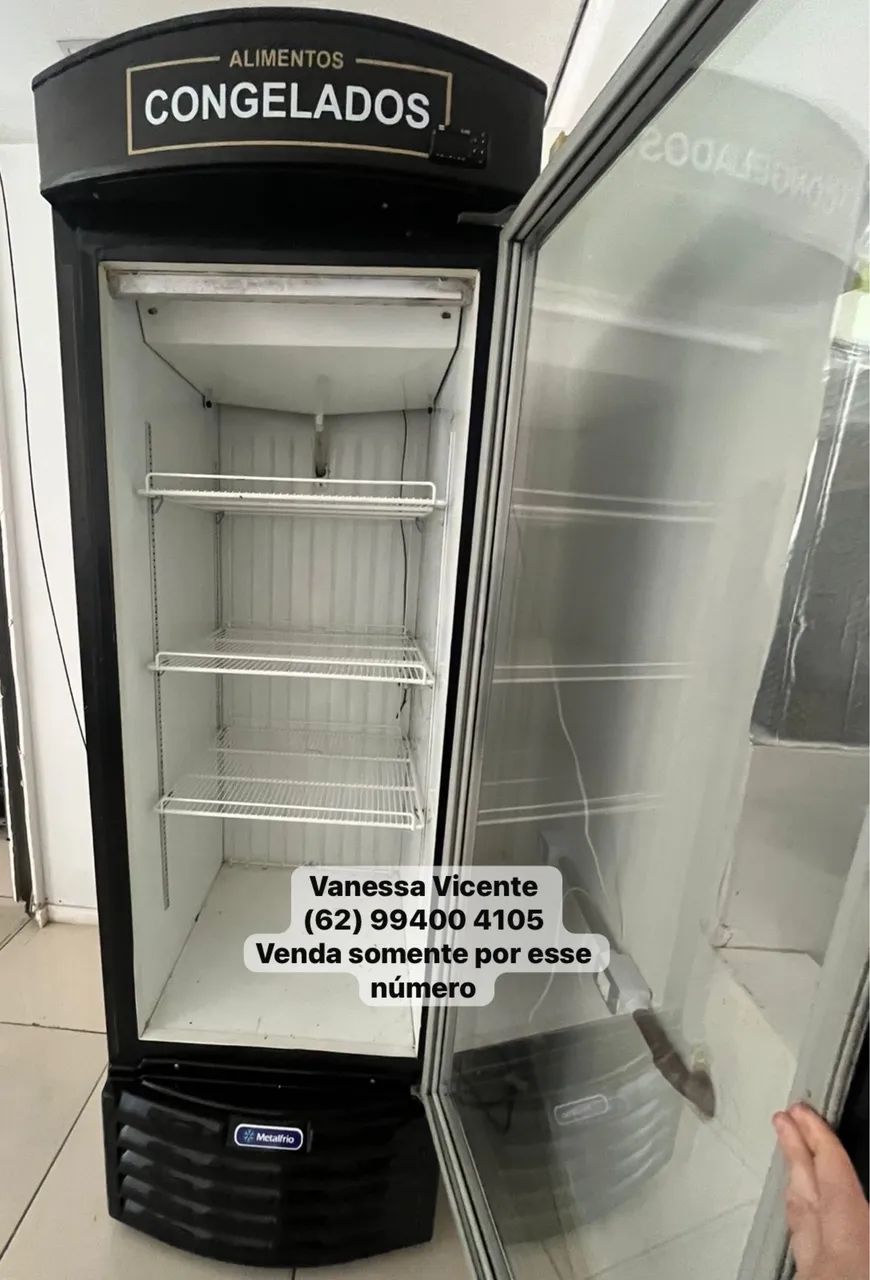 Freezer vertical ideal para sorvete e alimentos congelados 