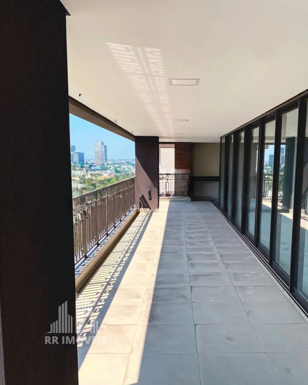 RR7853 Apartamento 410m² CONDOMÍNIO MYRÁ - OPORTUNIDADE - 3 Suítes 6 Vagas - Barueri, SP - - Foto 4