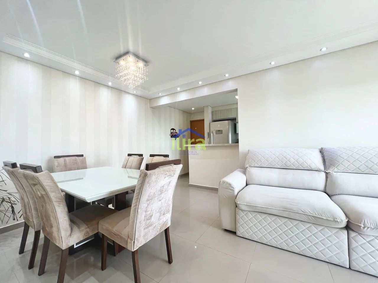 Apartamento para venda e locação mobiliado de 74M², 3 dormitórios sendo 1 suíte e 1 vaga e